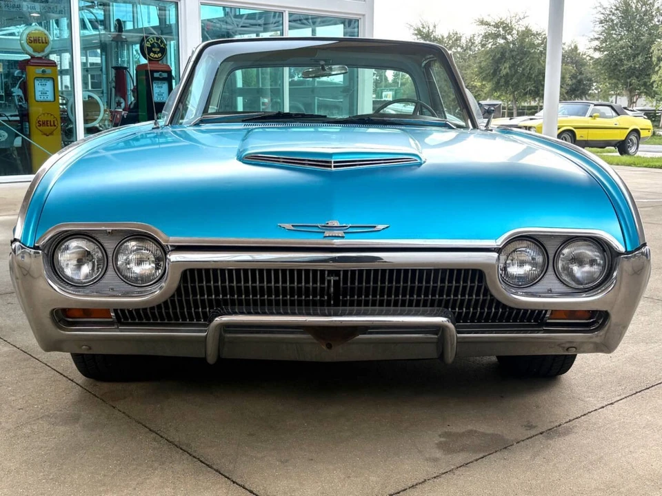 1963 Ford Thunderbird 3rd Gen - Image 6 of 31