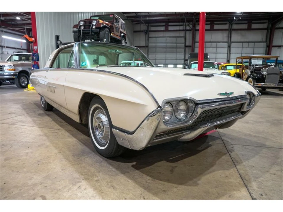 1963 Ford Thunderbird 3rd Gen - Image 12 of 31