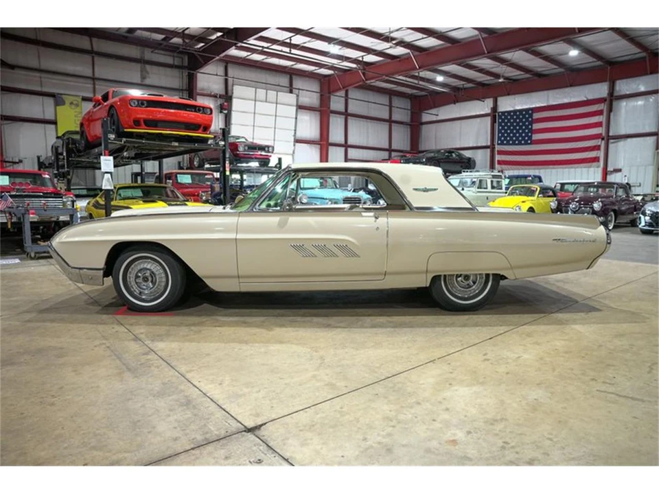 1963 Ford Thunderbird 3rd Gen - Image 4 of 31