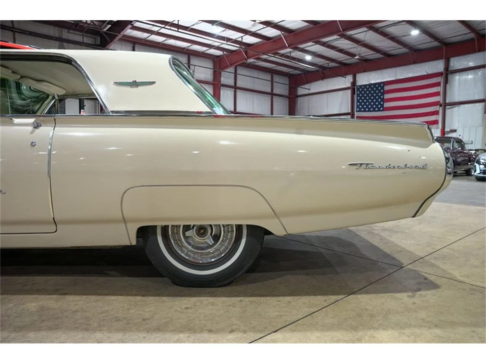 1963 Ford Thunderbird 3rd Gen - Image 5 of 31