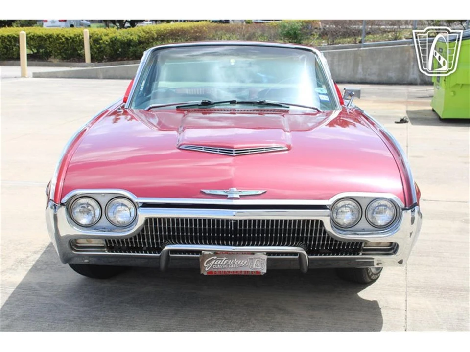 1963 Ford Thunderbird 3rd Gen - Image 11 of 31