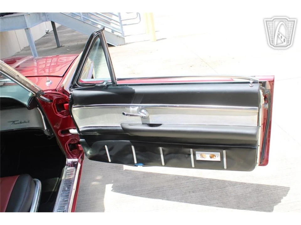 1963 Ford Thunderbird 3rd Gen - Image 18 of 31