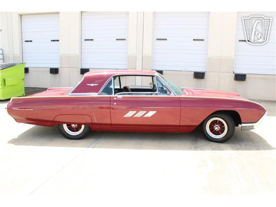 1963 Ford Thunderbird 3rd Gen - Image 4 of 31