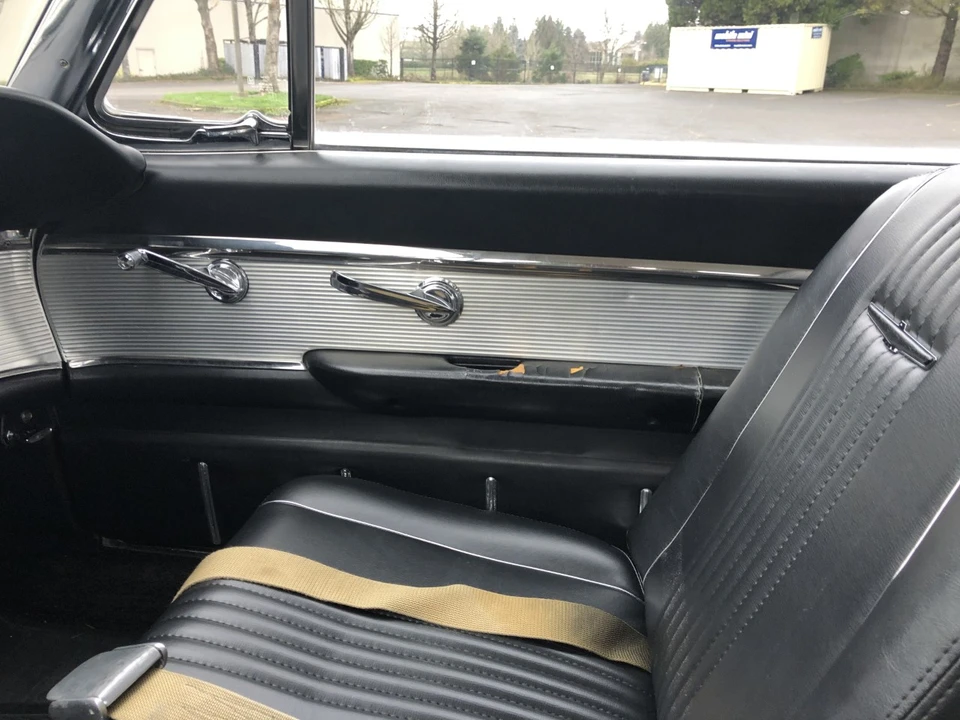 1963 Ford Thunderbird 3rd Gen - Image 28 of 31