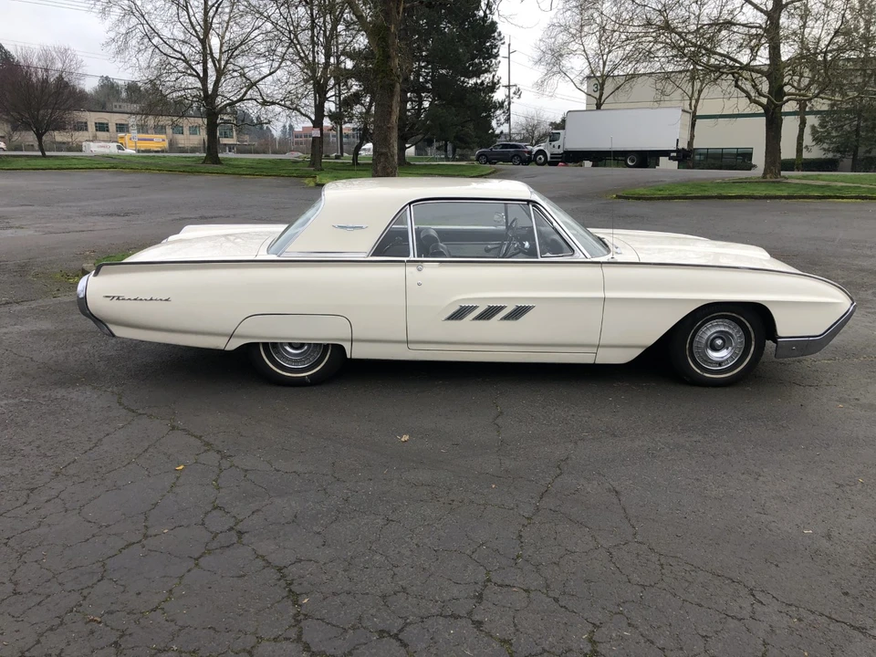 1963 Ford Thunderbird 3rd Gen - Image 4 of 31