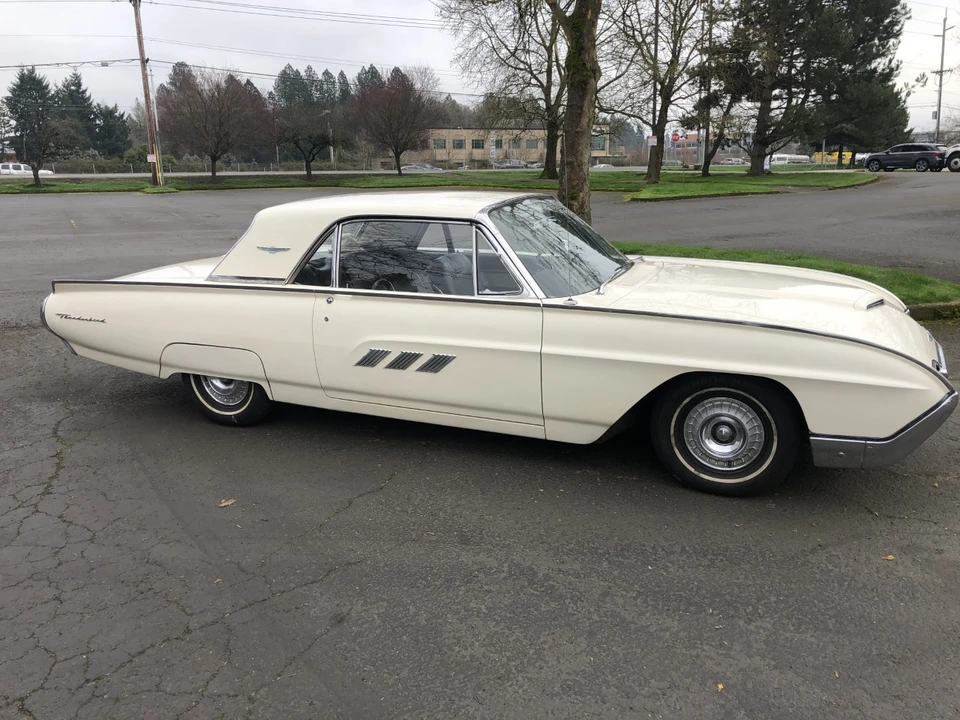 1963 Ford Thunderbird 3rd Gen - Image 3 of 31