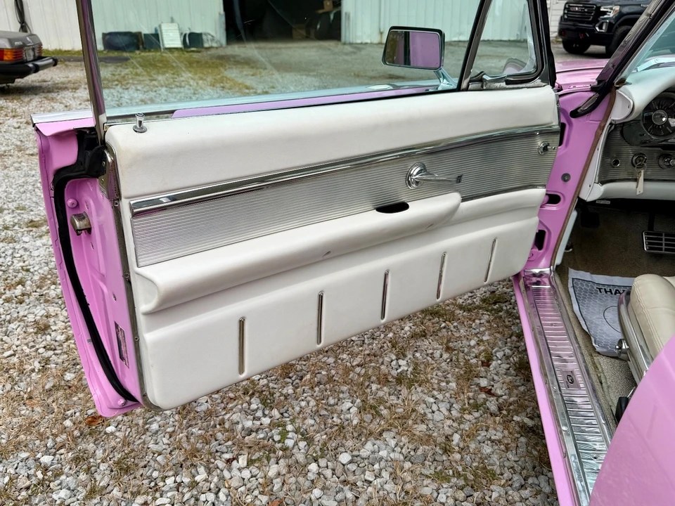 1963 Ford Thunderbird 3rd Gen - Image 19 of 21