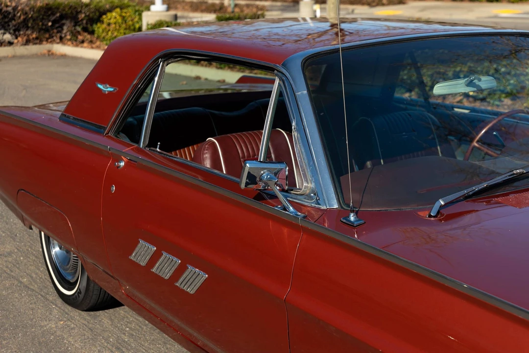 1963 Ford Thunderbird 3rd Gen - Image 26 of 31