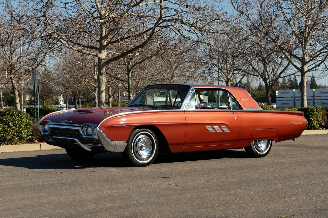 1963 Ford Thunderbird 3rd Gen - Image 2 of 31