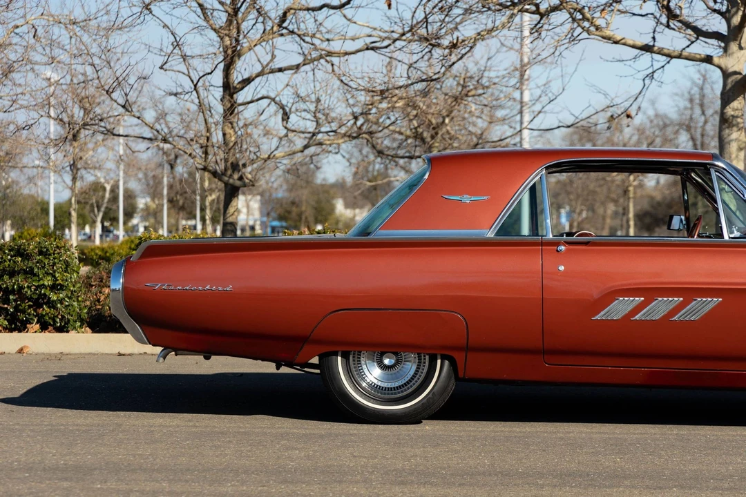1963 Ford Thunderbird 3rd Gen - Image 12 of 31