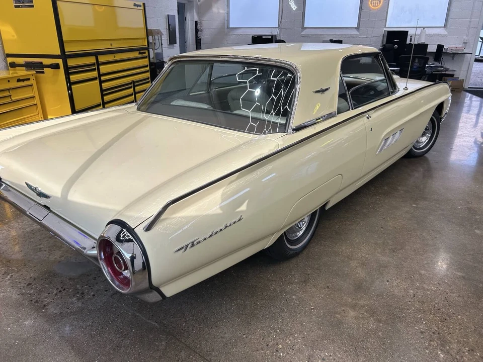 1963 Ford Thunderbird 3rd Gen - Image 4 of 12
