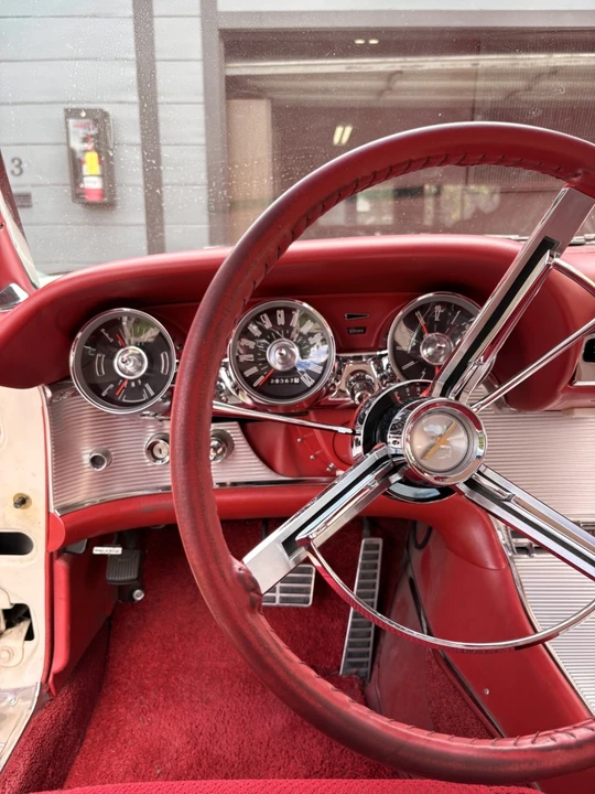 1963 Ford Thunderbird 3rd Gen - Image 25 of 31