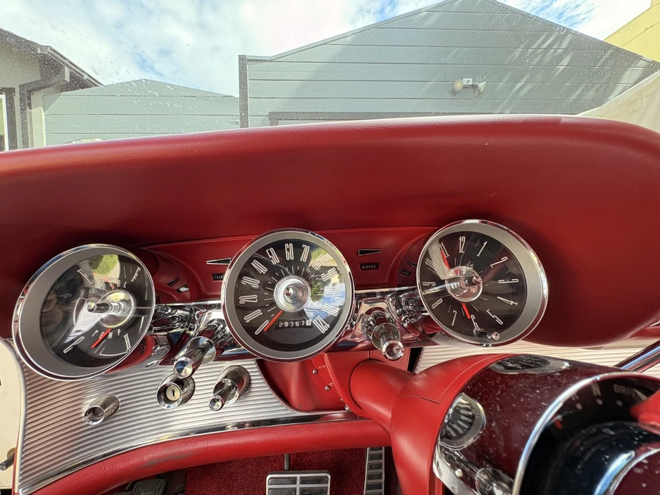 1963 Ford Thunderbird 3rd Gen - Image 24 of 31