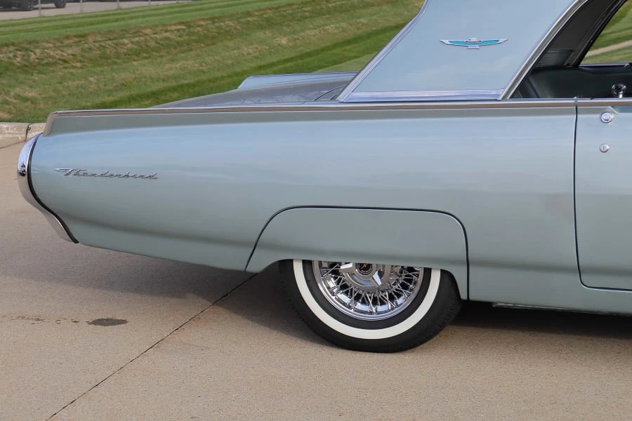1963 Ford Thunderbird 3rd Gen - Image 14 of 31