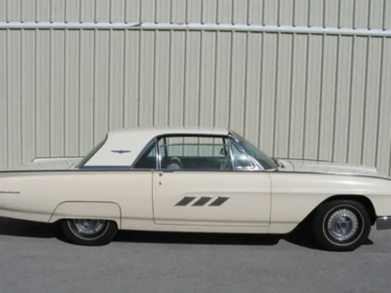 1963 Ford Thunderbird 3rd Gen - Image 3 of 9