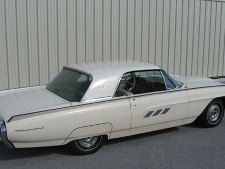 1963 Ford Thunderbird 3rd Gen - Image 8 of 9