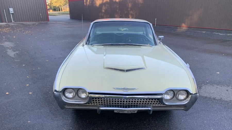 1963 Ford Thunderbird 3rd Gen - Image 4 of 28