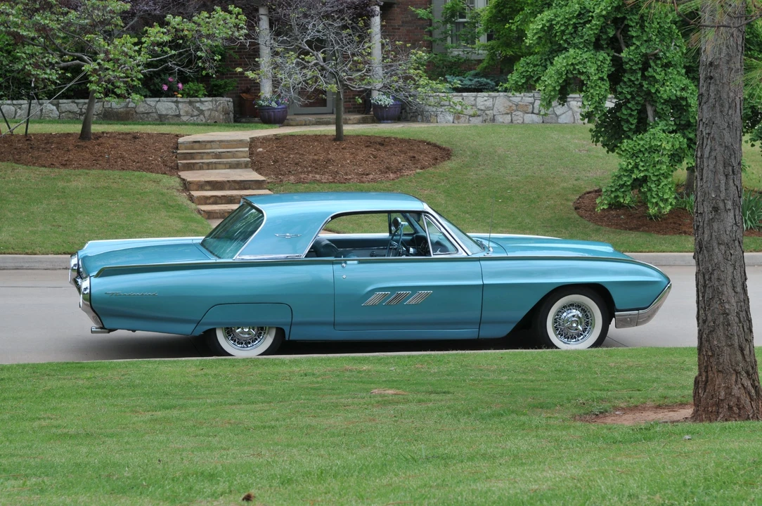 1963 Ford Thunderbird 3rd Gen - Image 25 of 31