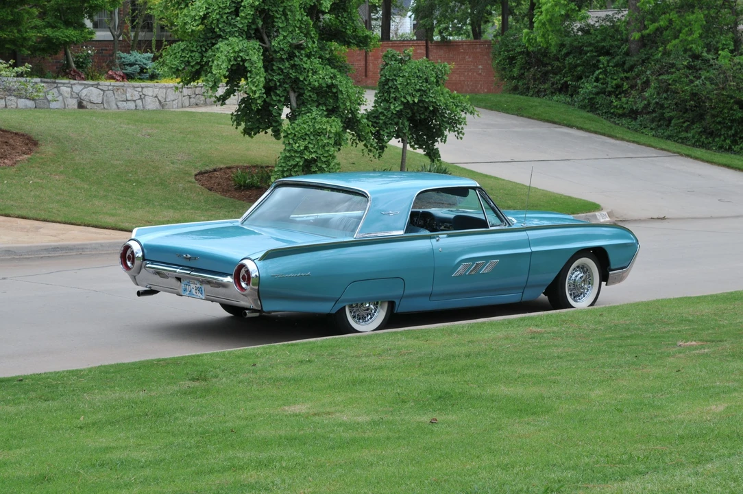 1963 Ford Thunderbird 3rd Gen - Image 24 of 31