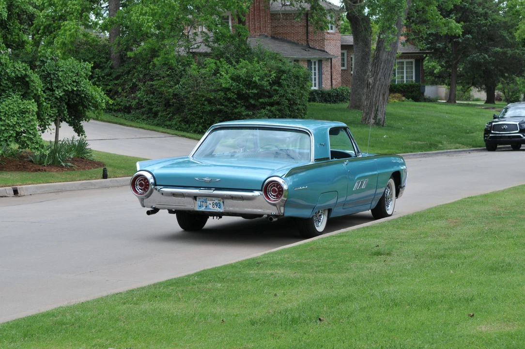 1963 Ford Thunderbird 3rd Gen - Image 22 of 31