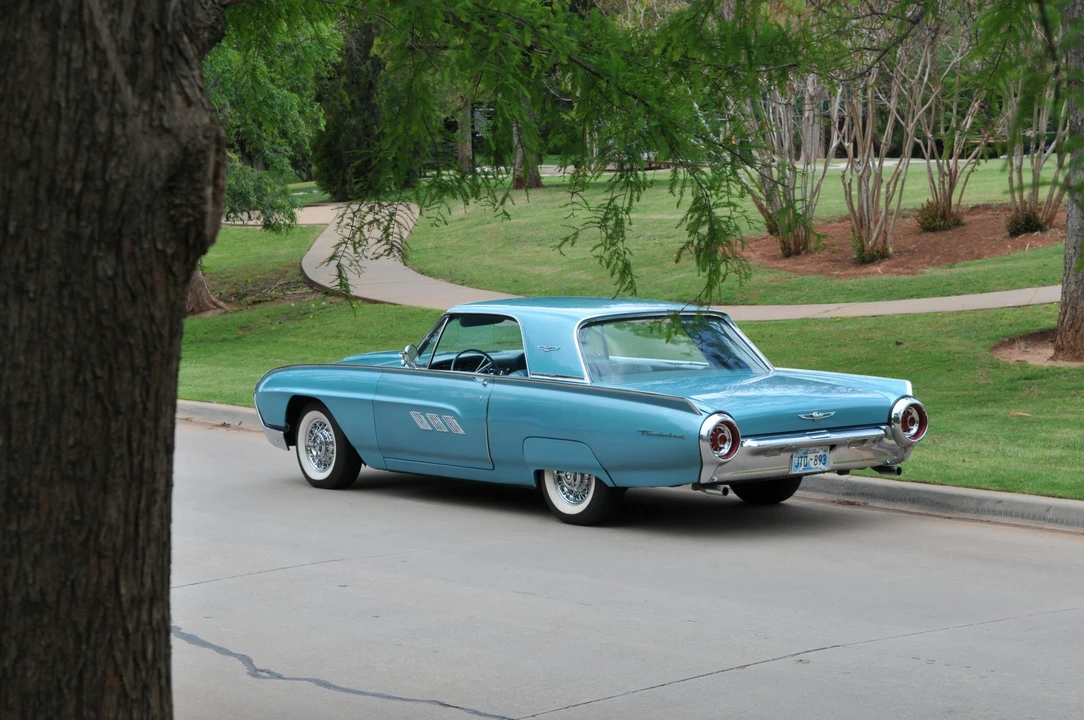 1963 Ford Thunderbird 3rd Gen - Image 12 of 31