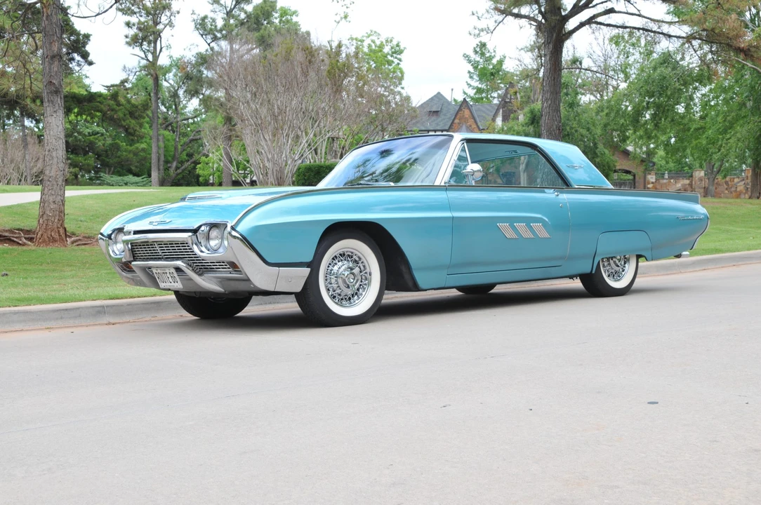 1963 Ford Thunderbird 3rd Gen - Image 5 of 31