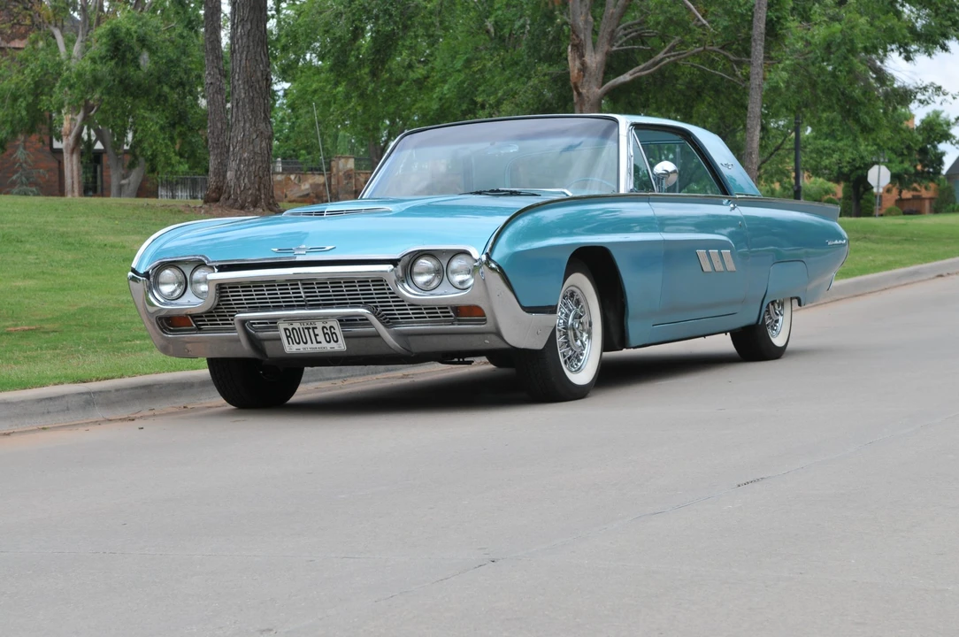 1963 Ford Thunderbird 3rd Gen - Image 3 of 31