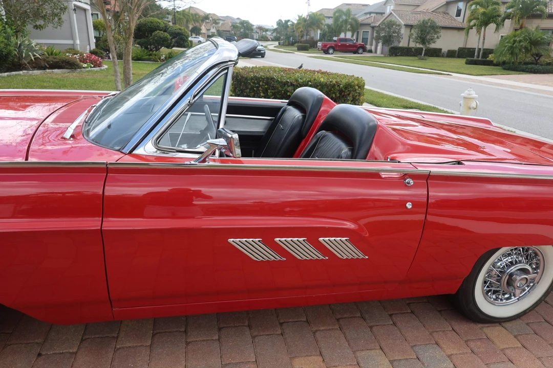1963 Ford Thunderbird 3rd Gen - Image 15 of 31