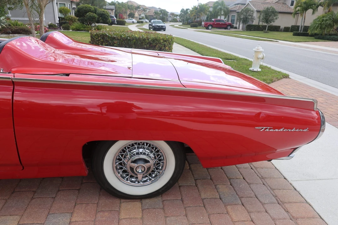 1963 Ford Thunderbird 3rd Gen - Image 17 of 31