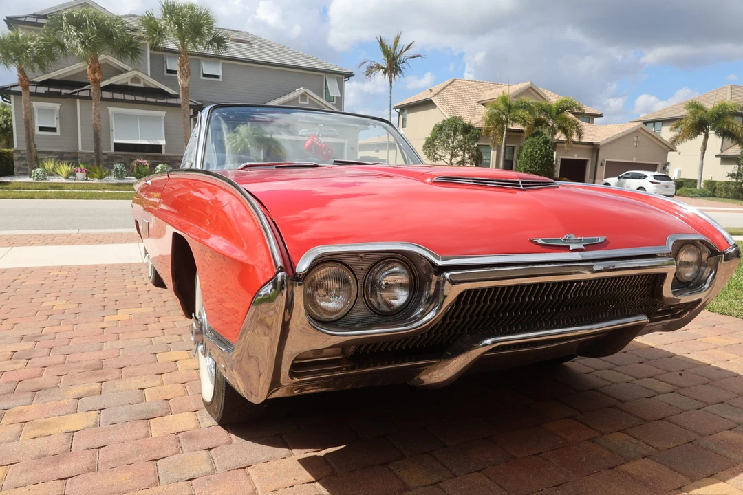 1963 Ford Thunderbird 3rd Gen - Image 2 of 31