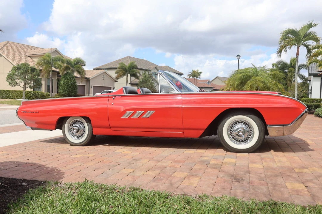 1963 Ford Thunderbird 3rd Gen - Image 7 of 31