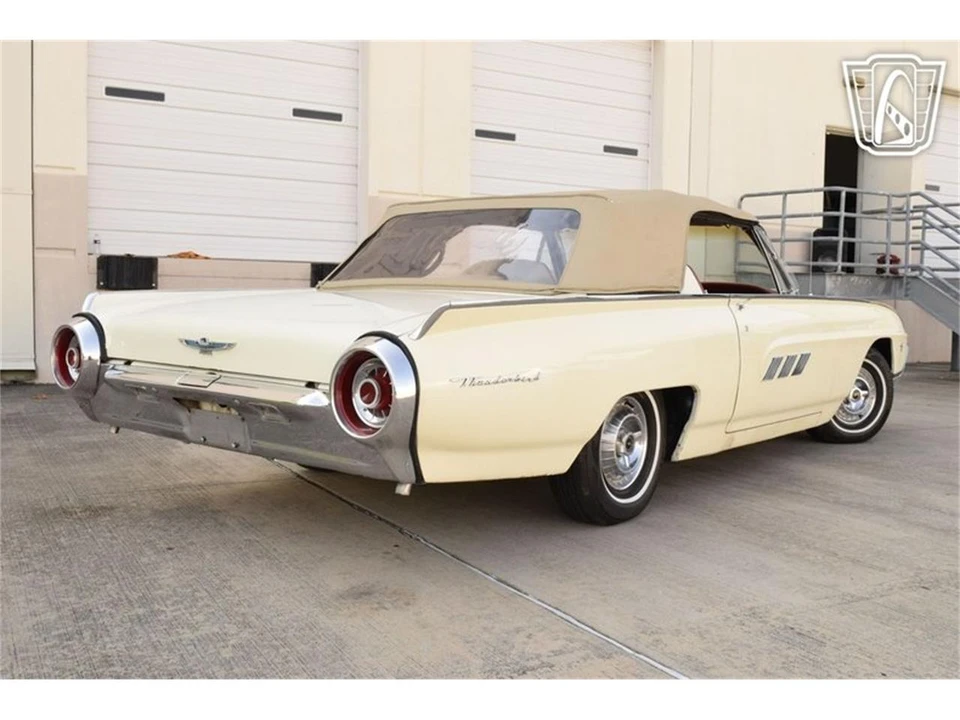 1963 Ford Thunderbird 3rd Gen - Image 16 of 31