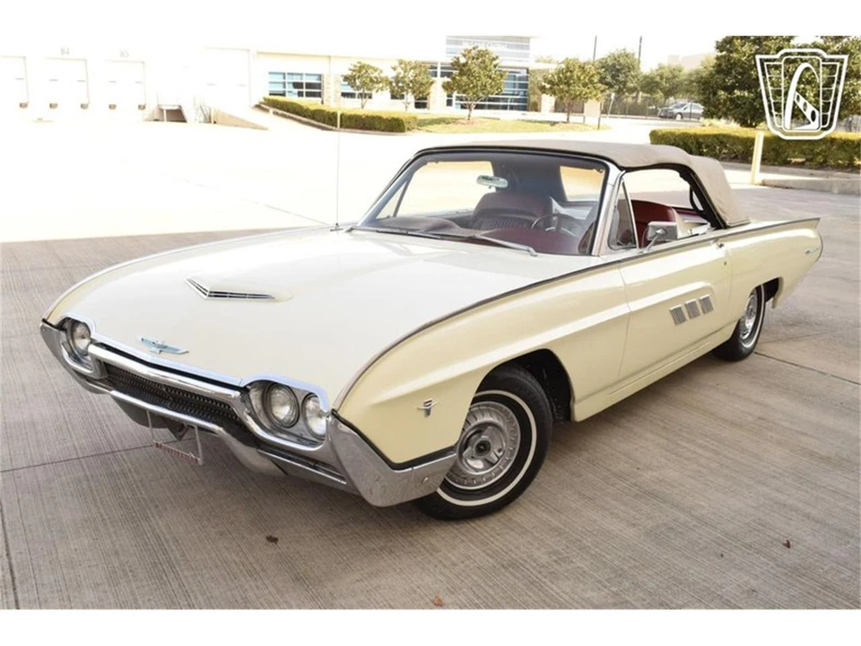 1963 Ford Thunderbird 3rd Gen - Image 27 of 31