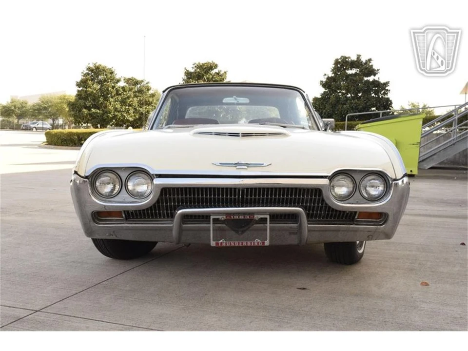 1963 Ford Thunderbird 3rd Gen - Image 25 of 31