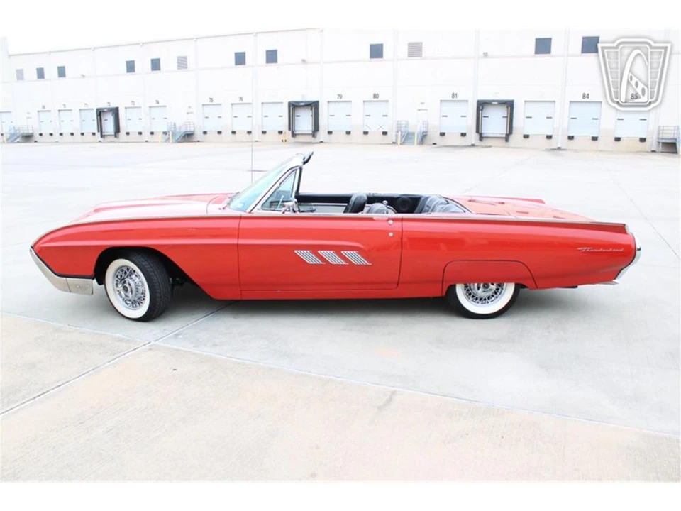 1963 Ford Thunderbird 3rd Gen - Image 2 of 31