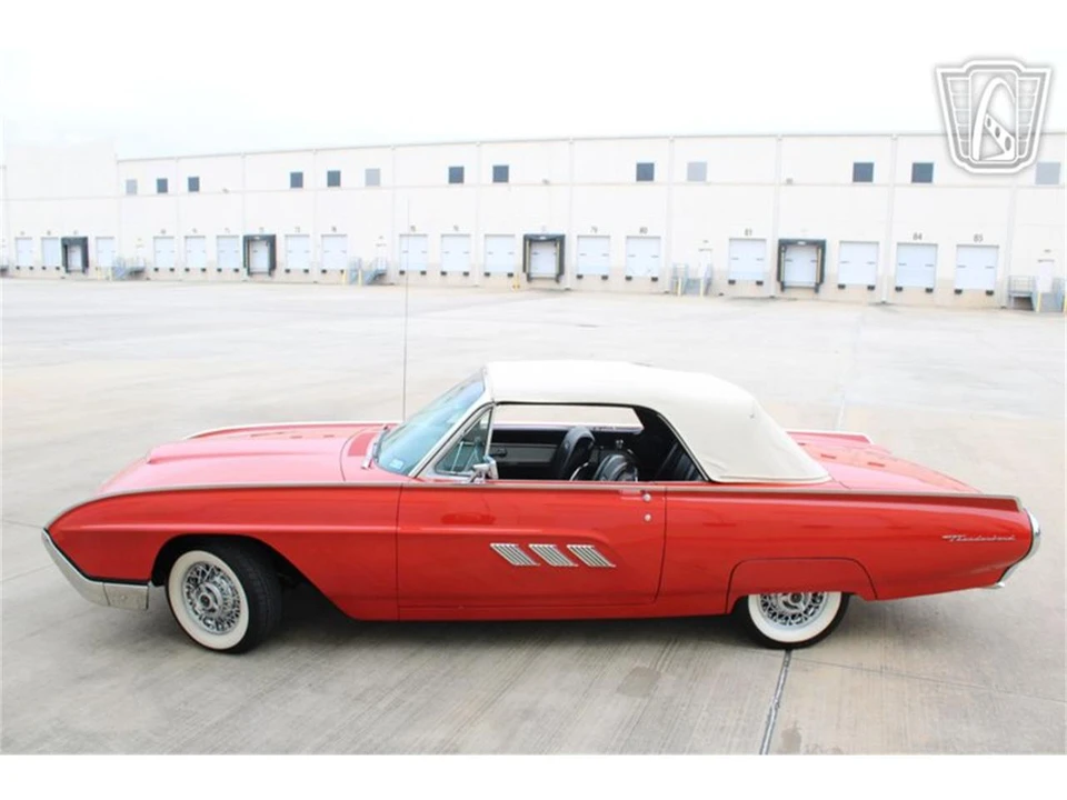 1963 Ford Thunderbird 3rd Gen - Image 12 of 31