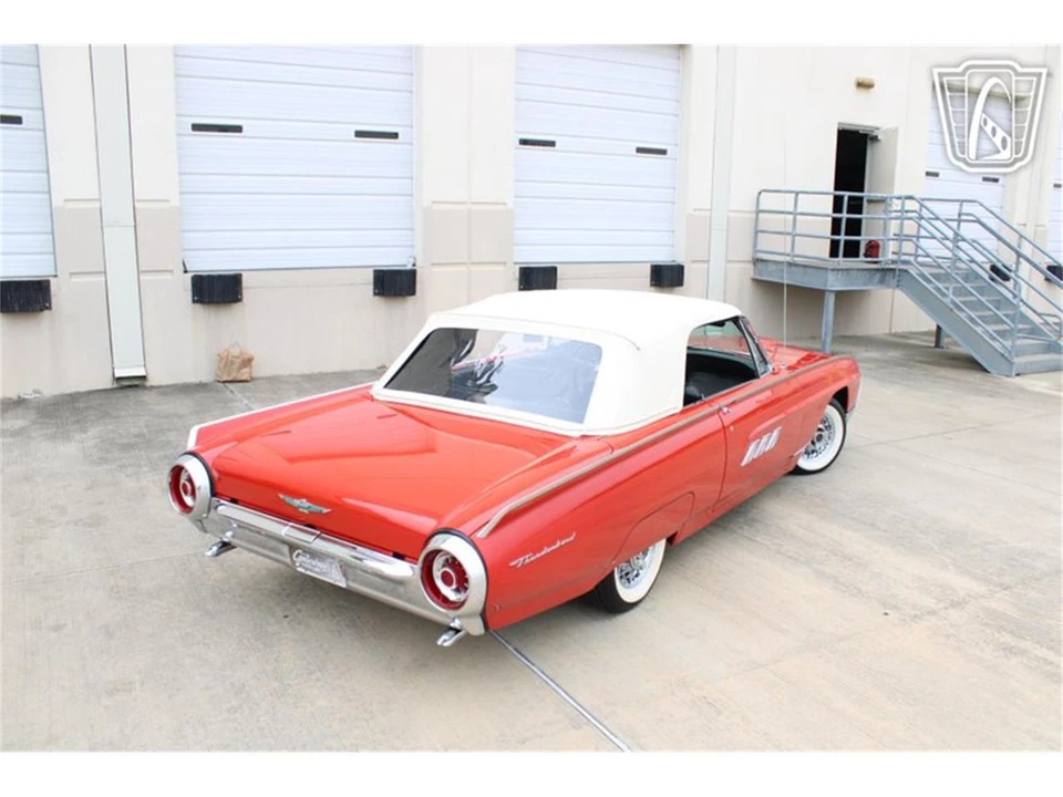 1963 Ford Thunderbird 3rd Gen - Image 22 of 31
