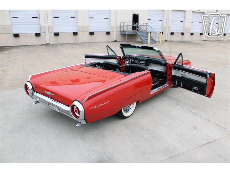 1963 Ford Thunderbird 3rd Gen - Image 9 of 31