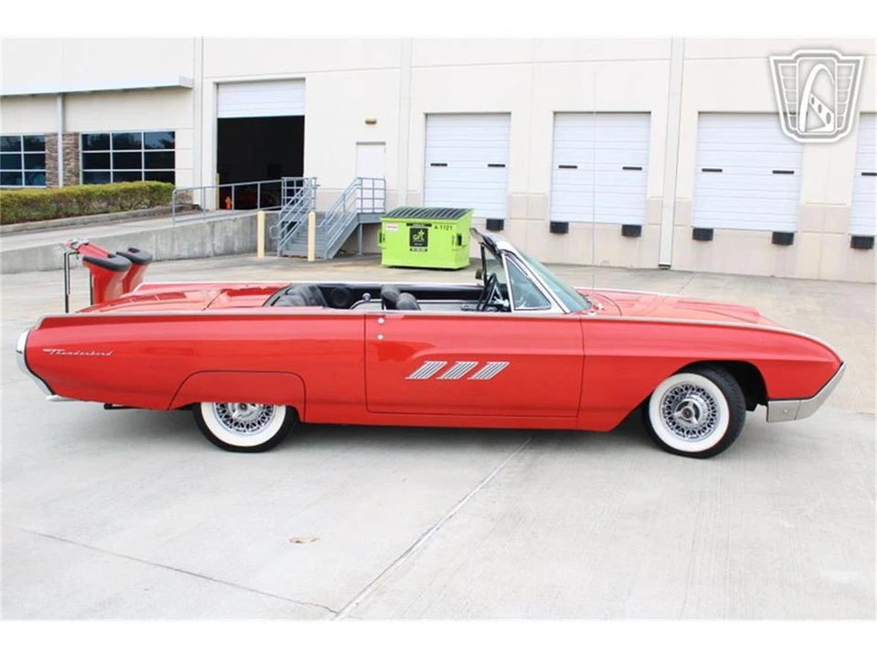 1963 Ford Thunderbird 3rd Gen - Image 4 of 31