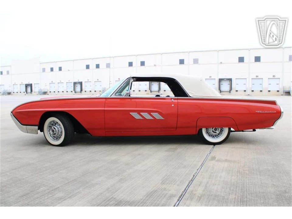 1963 Ford Thunderbird 3rd Gen - Image 14 of 31