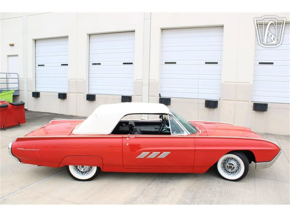 1963 Ford Thunderbird 3rd Gen - Image 25 of 31