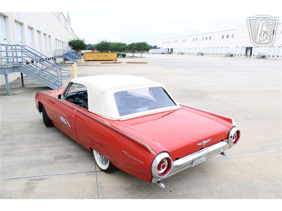 1963 Ford Thunderbird 3rd Gen - Image 15 of 31