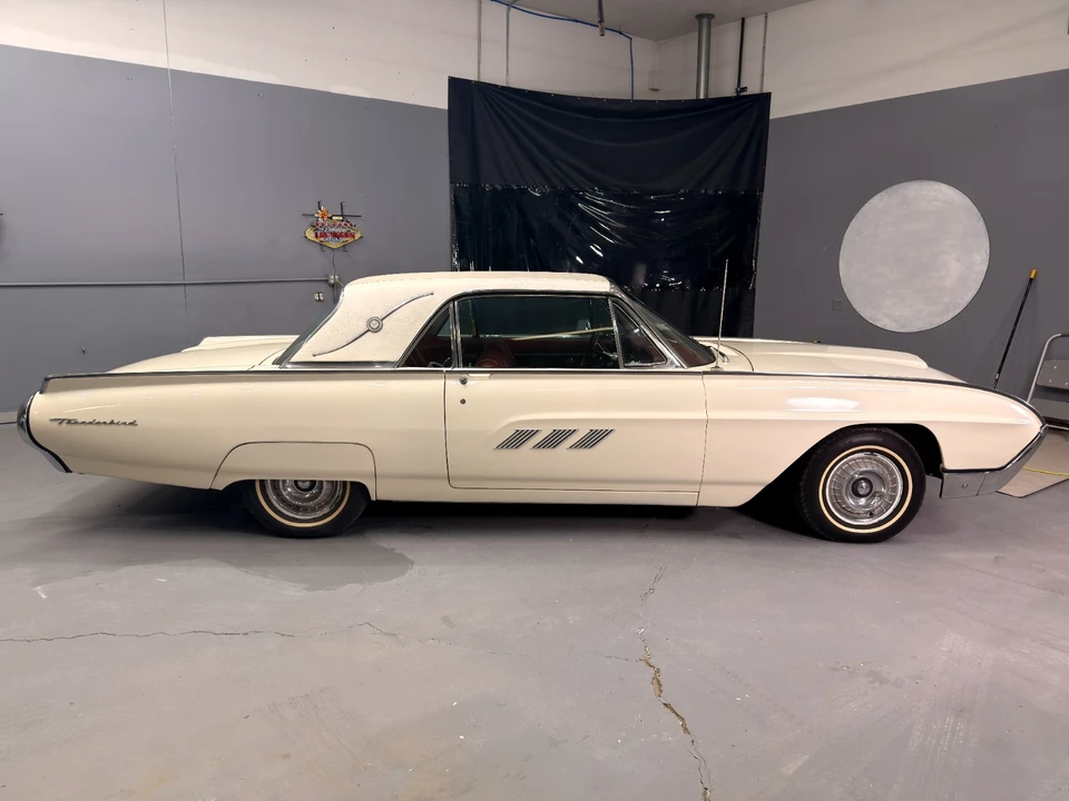 1963 Ford Thunderbird 3rd Gen - Image 3 of 21
