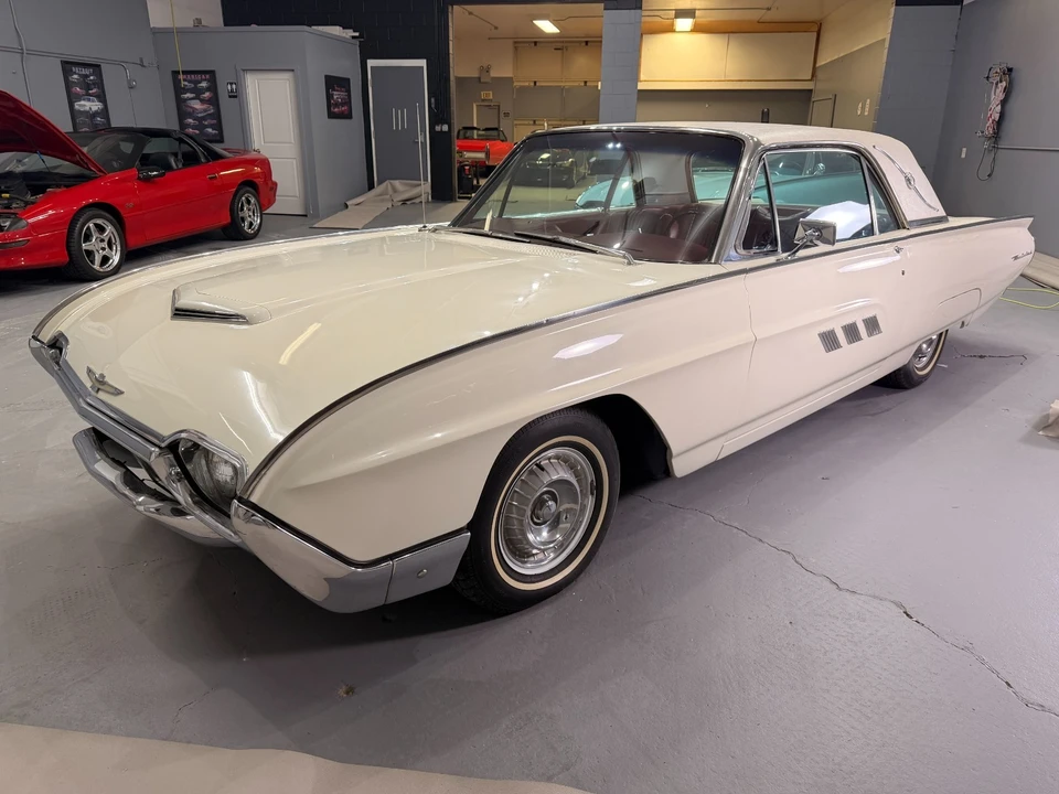 1963 Ford Thunderbird 3rd Gen - Image 14 of 21