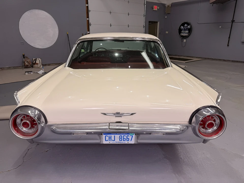 1963 Ford Thunderbird 3rd Gen - Image 11 of 21