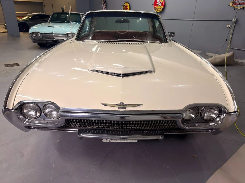 1963 Ford Thunderbird 3rd Gen - Image 2 of 21