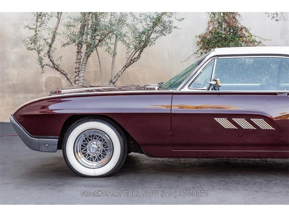 1963 Ford Thunderbird 3rd Gen - Image 11 of 31