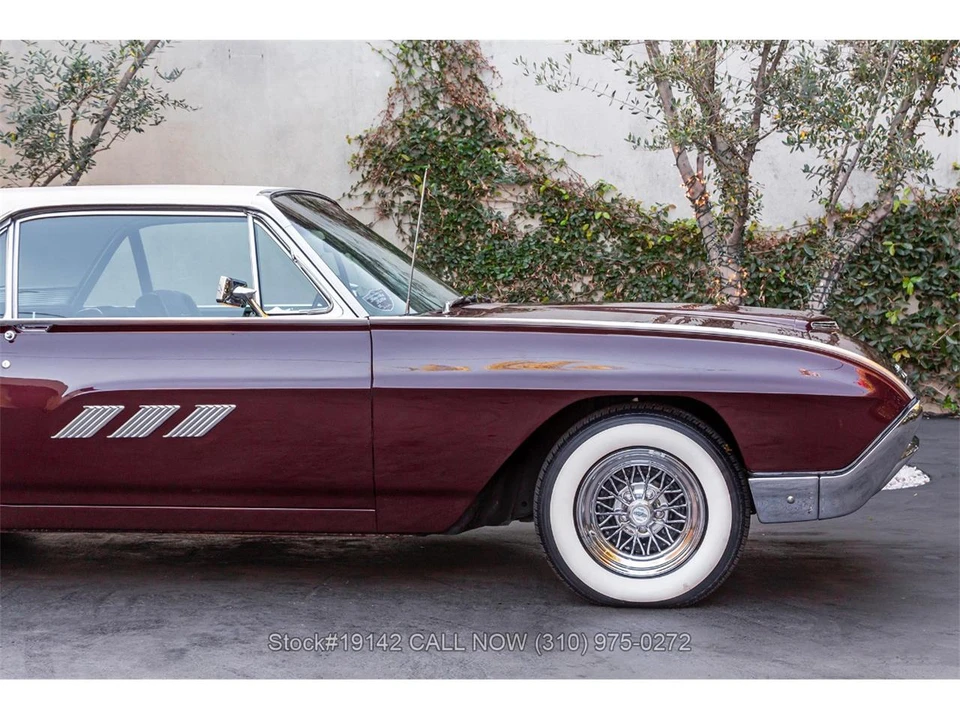 1963 Ford Thunderbird 3rd Gen - Image 9 of 31