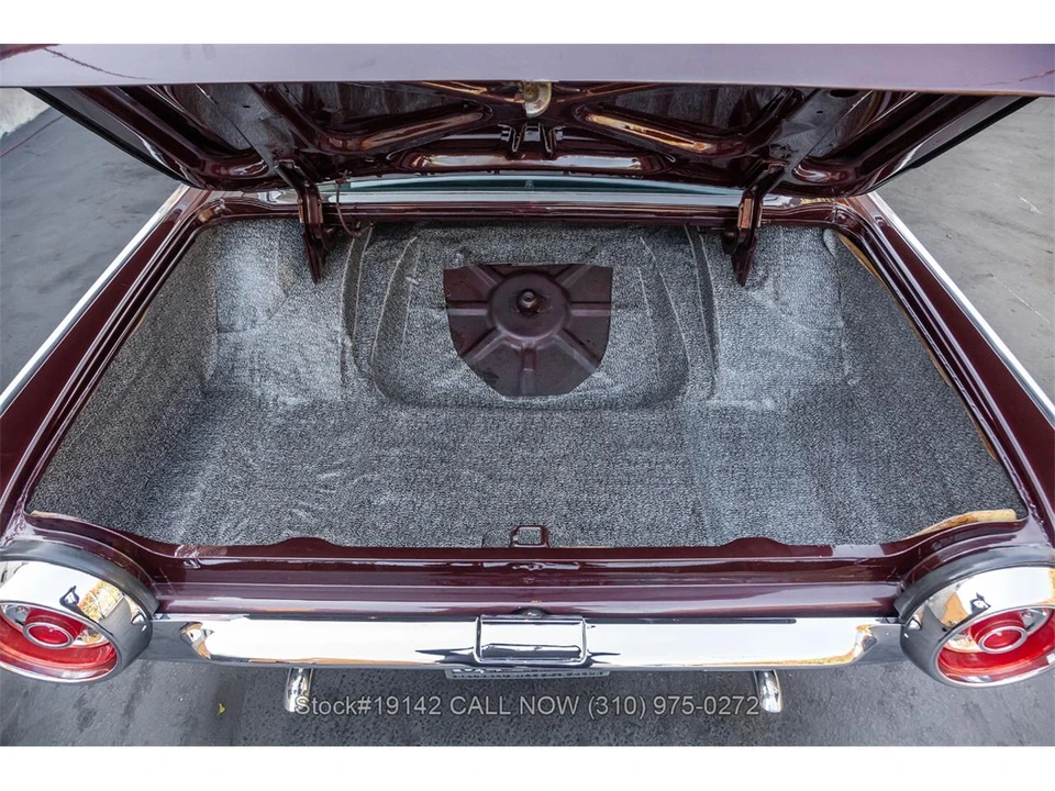 1963 Ford Thunderbird 3rd Gen - Image 25 of 31