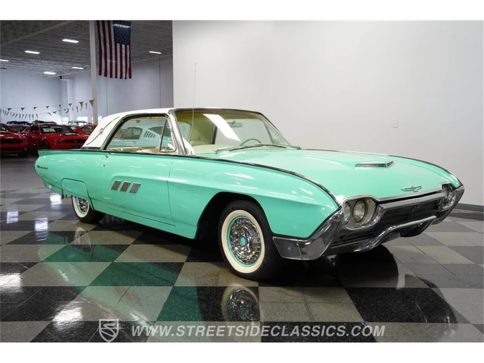1963 Ford Thunderbird 3rd Gen - Image 15 of 31